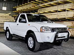 2013 Nissan NP300 Hardbody Silver Single Cab